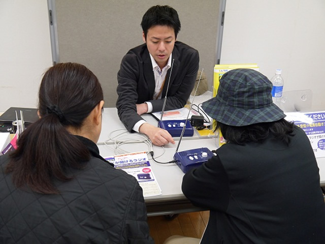 アステム　商品紹介風景