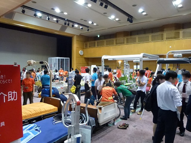 高知県立ふくし交流プラザ　展示ホール